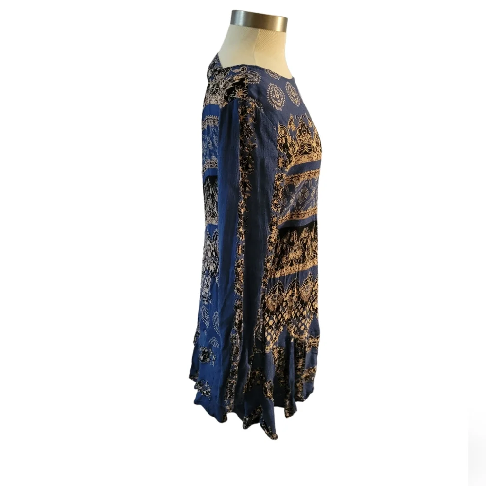Free People Smooth Talker Tunic Sz M Blue Floral Open Back